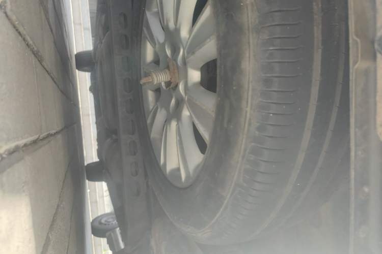 Used Buick GL8 2014 2.4L Classic Edition Chassis Rear