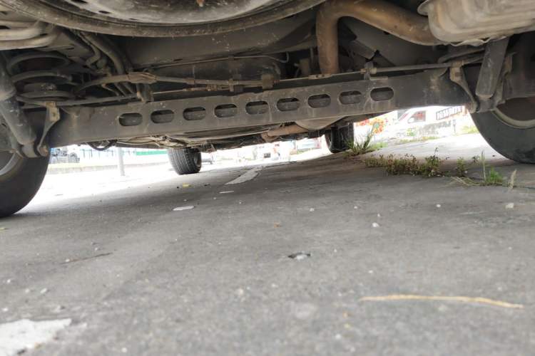 Used Buick GL8 2014 2.4L Classic Edition Chassis Rear
