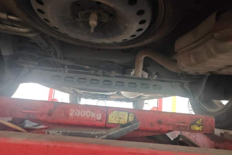 Used Buick GL8 2014 2.4L Classic Edition Chassis Rear