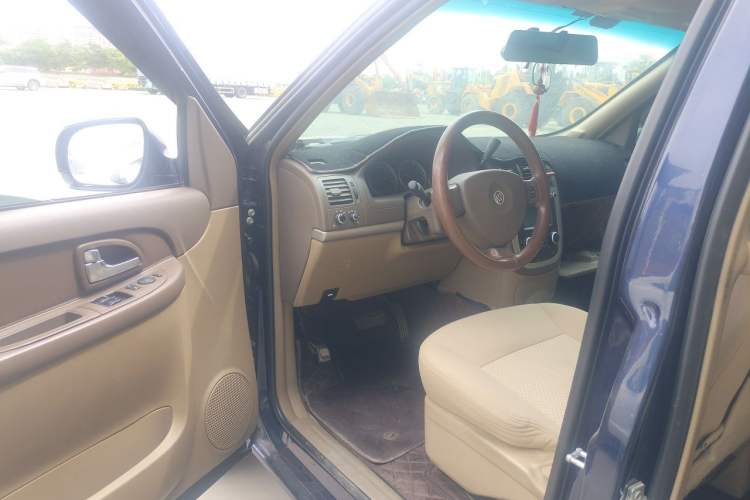 Used Buick GL8 2014 2.4L Classic Edition Driver Seat