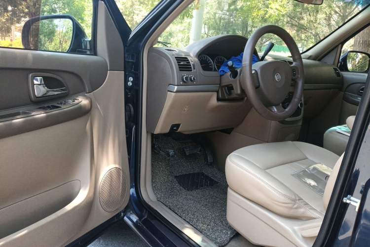 Used Buick GL8 2014 2.4L Classic Edition Driver Seat