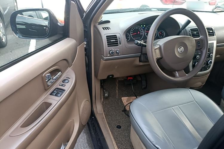Used Buick GL8 2014 2.4L Classic Edition Driver Seat