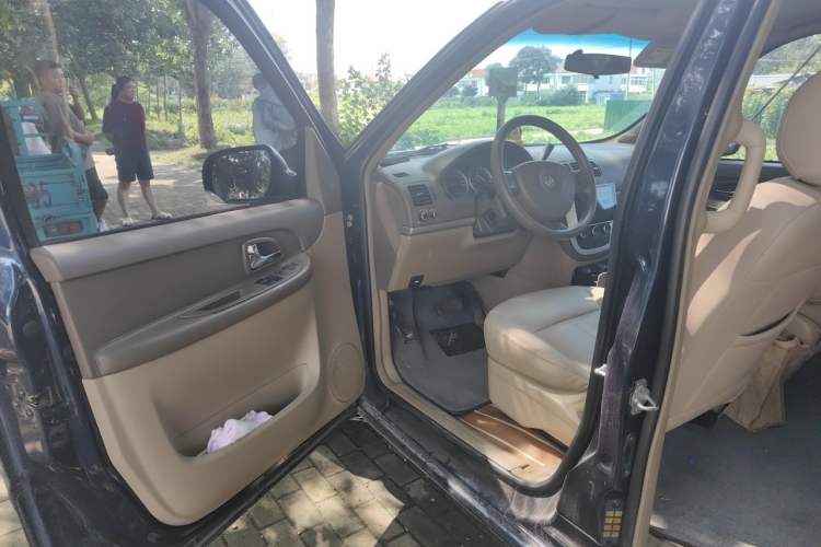 Used Buick GL8 2014 2.4L Classic Edition Driver Seat