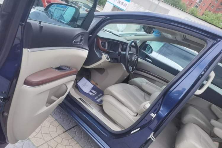 Used Buick GL8 2014 3.0L XT Luxury Business Flagship Edition Driver Seat