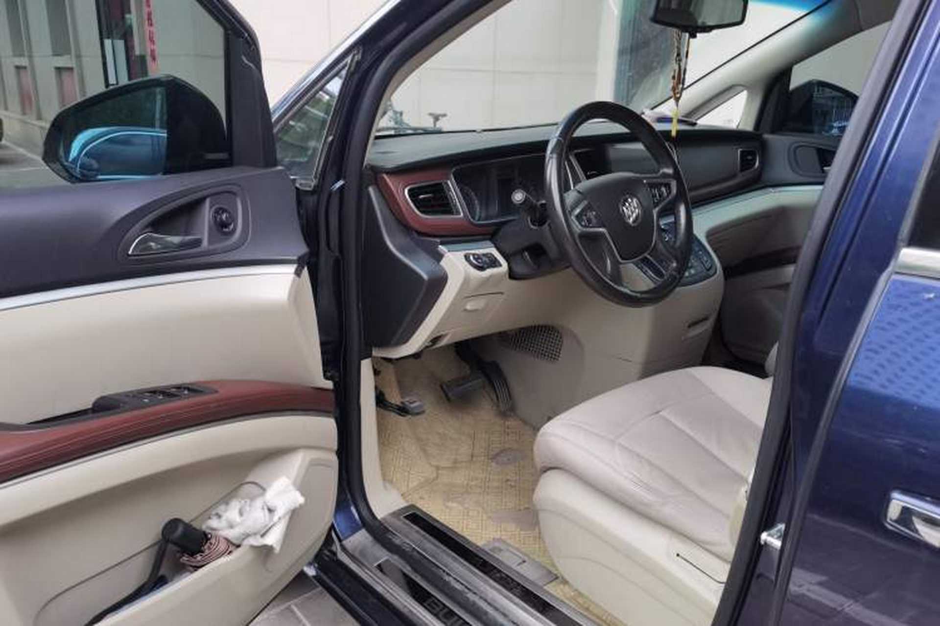 Used Buick GL8 2014 3.0L GT Luxury Business Haoya Edition Driver Seat