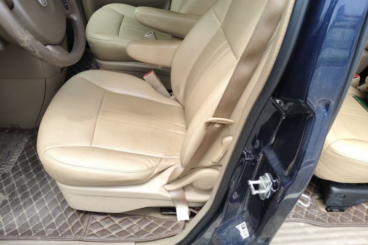 Used Buick GL8 2014 2.4L Classic Edition Driver Seat