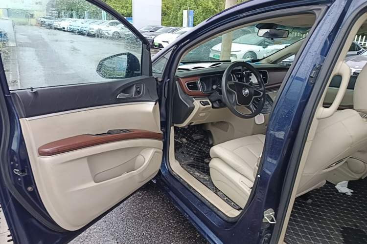 Used Buick GL8 2014 2.4L CT Luxury Business Comfort Edition Driver Seat