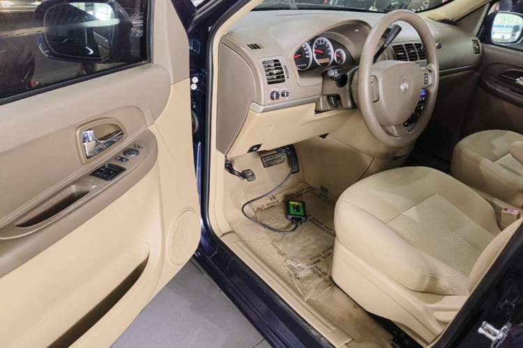 Used Buick GL8 2014 2.4L Classic Edition Driver Seat