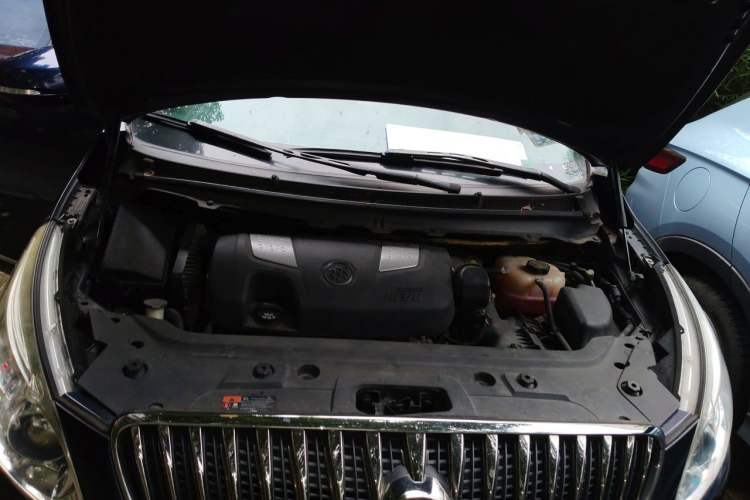 Used Buick GL8 2014 3.0L XT Luxury Business Flagship Edition Engine Bay
