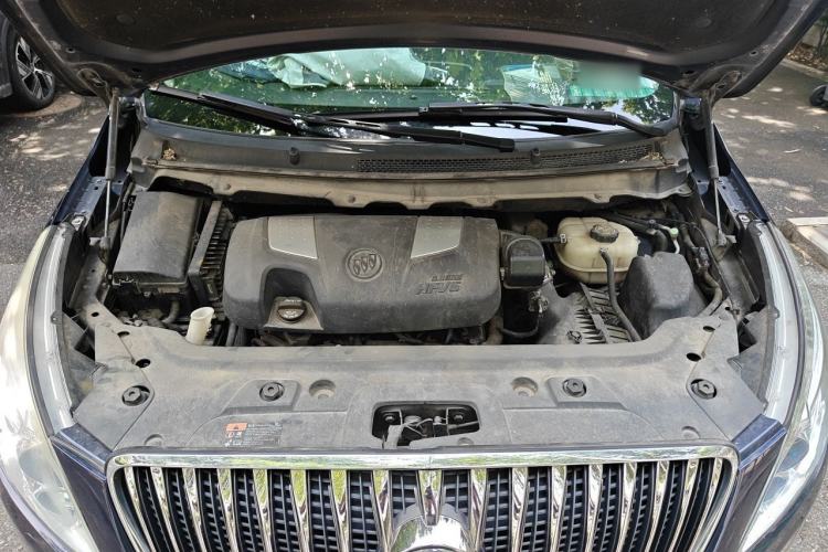 Used Buick GL8 2014 3.0L XT Luxury Business Flagship Edition Engine Bay