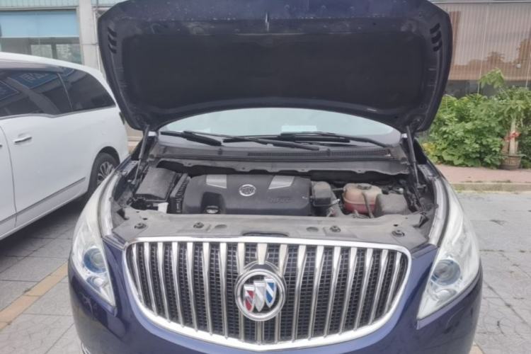 Used Buick GL8 2014 3.0L XT Luxury Business Flagship Edition Engine Bay
