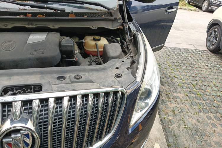 Used Buick GL8 2014 3.0L XT Luxury Business Flagship Edition Engine Bay Left