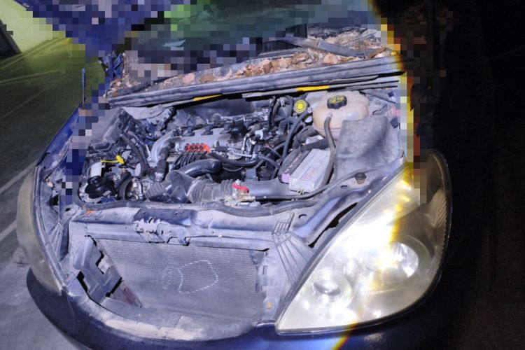 Used Buick GL8 2014 2.4L Comfort Edition Engine Bay
