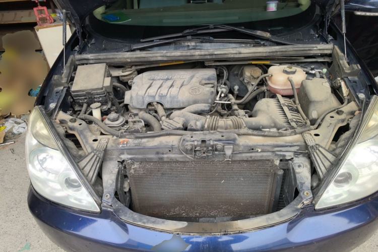Used Buick GL8 2014 2.4L Classic Edition Engine Bay