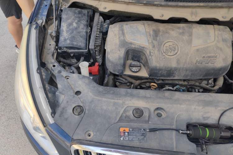 Used Buick GL8 2014 3.0L XT Luxury Business Flagship Edition Engine Bay Right