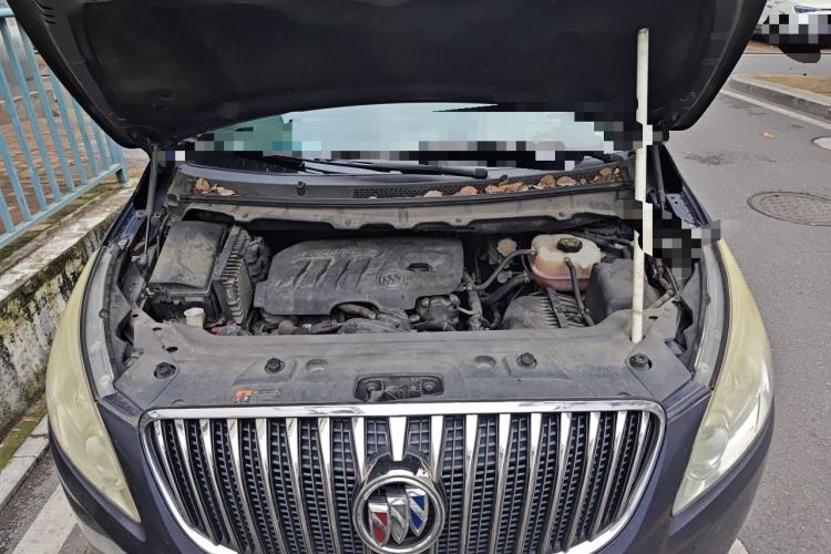 Used Buick GL8 2014 2.4L CT Luxury Business Comfort Edition Engine Bay