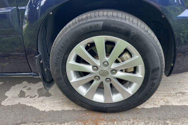 Used Buick GL8 2014 2.4L Executive Edition Exterior 7