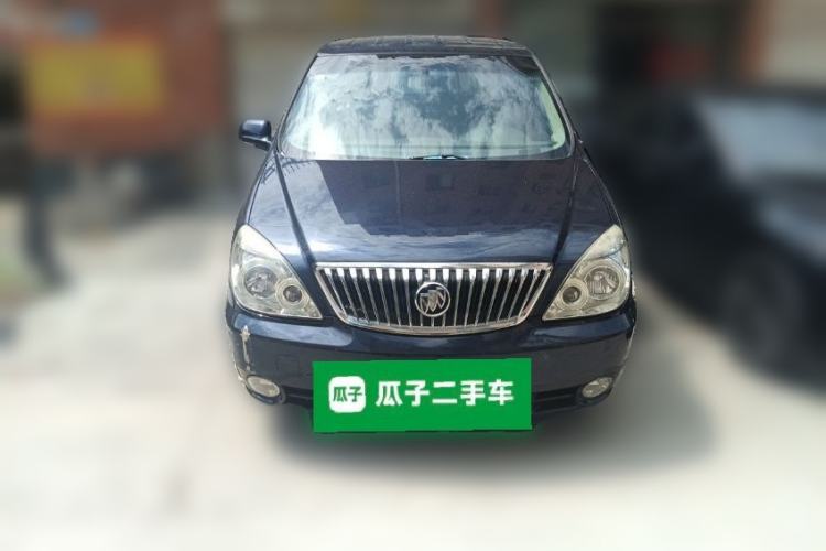 Used Buick GL8 2014 2.4L Comfort Edition Front