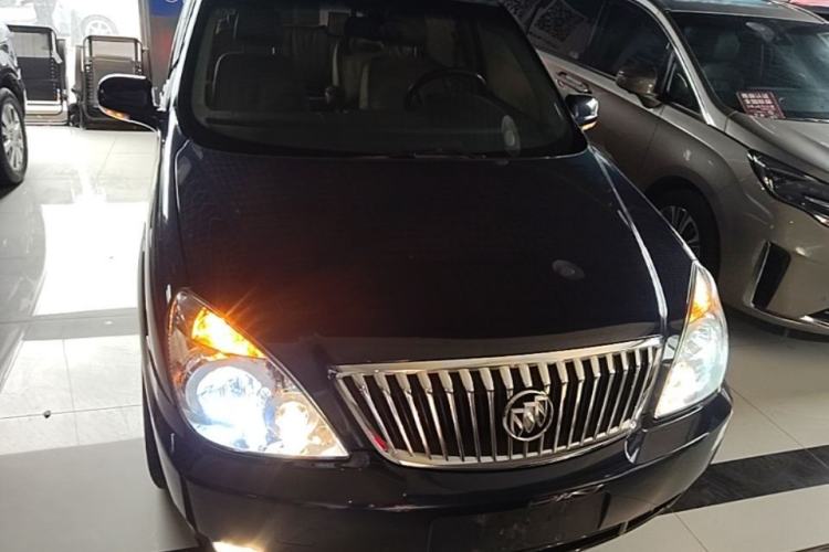 Used Buick GL8 2014 2.4L Classic Edition Front