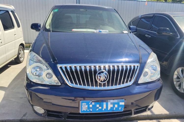 Used Buick GL8 2014 2.4L Executive Edition Front