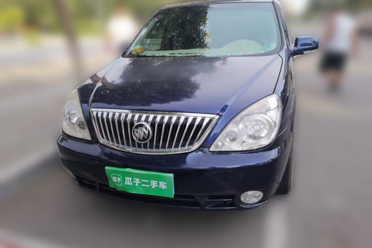 Used Buick GL8 2014 2.4L Comfort Edition Front