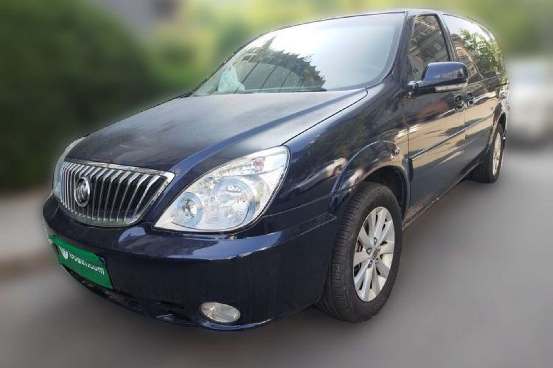 Used Buick GL8 2014 2.4L Comfort Edition Front Left 45 Deg
