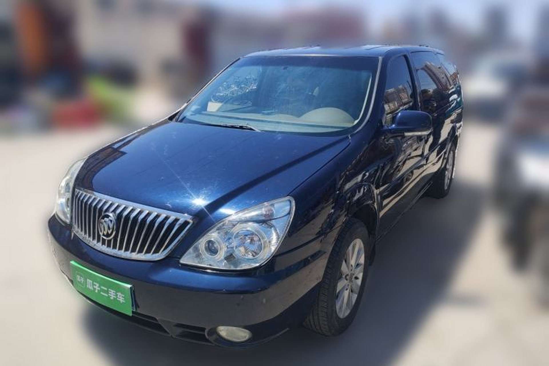 Used Buick GL8 2014 2.4L Classic Edition Front Left 45 Deg