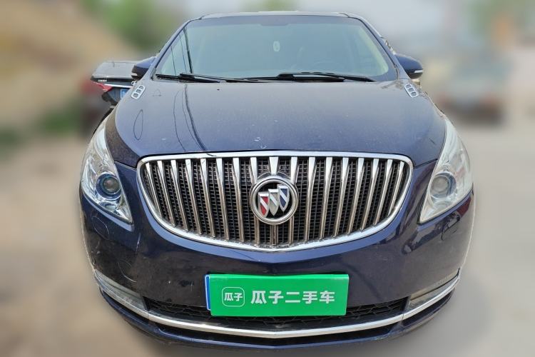 Used Buick GL8 2014 3.0L GT Luxury Business Haoya Edition Front