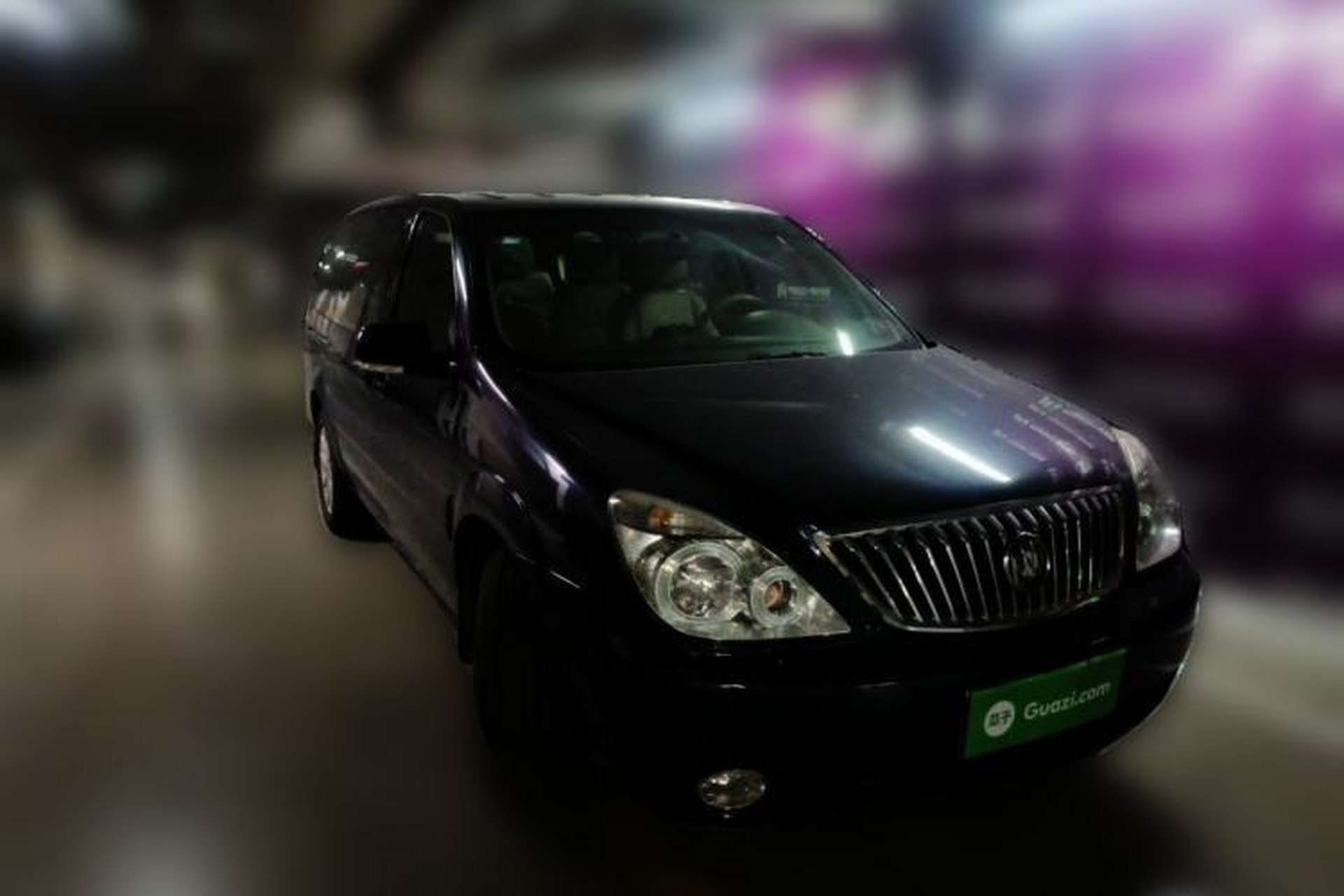 Used Buick GL8 2014 2.4L Classic Edition Front Right 45 Deg