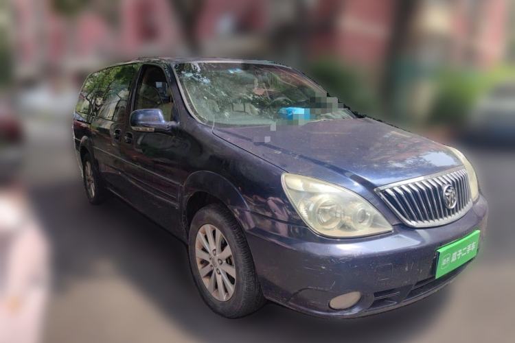 Used Buick GL8 2014 2.4L Comfort Edition Front Right 45 Deg