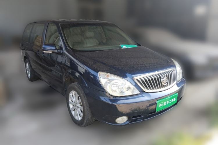 Used Buick GL8 2014 2.4L Classic Edition Front Right 45 Deg