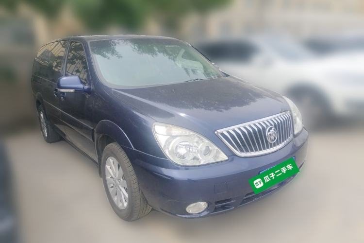 Used Buick GL8 2014 2.4L Classic Edition Front Right 45 Deg