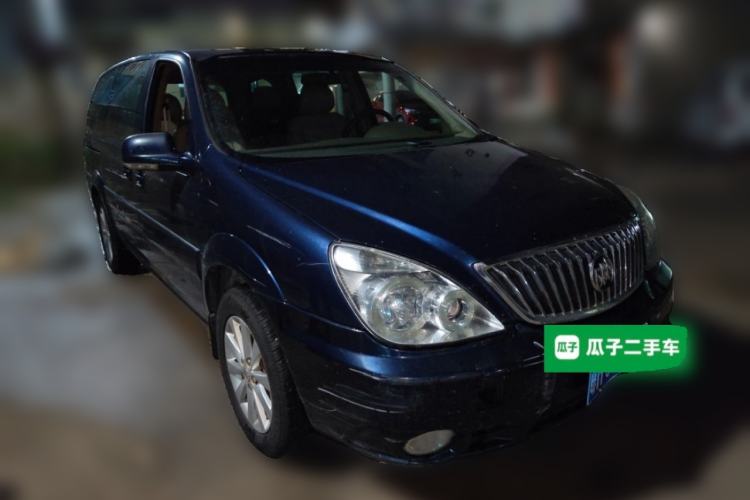 Used Buick GL8 2014 2.4L Classic Edition Front Right 45 Deg