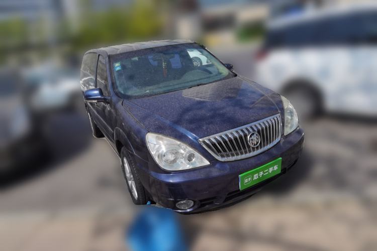 Used Buick GL8 2014 2.4L Classic Edition Front Right 45 Deg