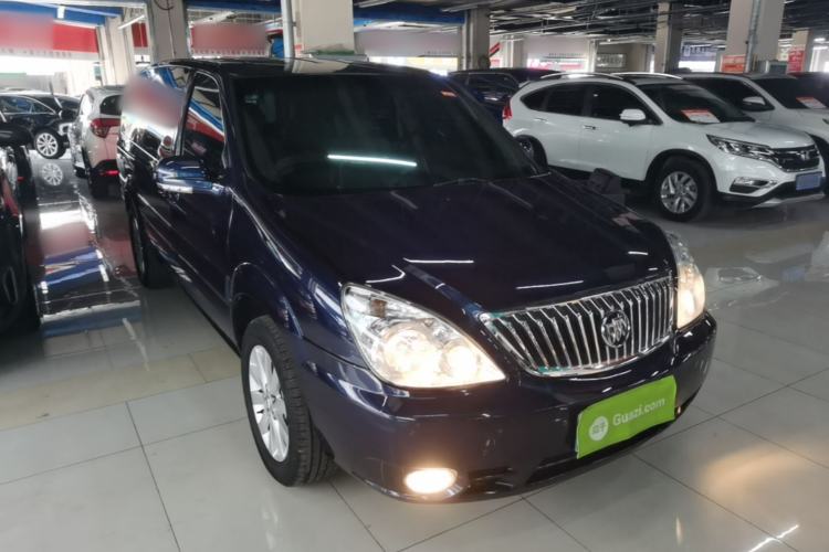 Used Buick GL8 2014 2.4L Classic Edition Front Right 45 Deg