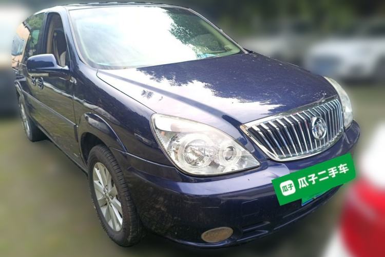 Used Buick GL8 2014 2.4L Classic Edition Front Right 45 Deg