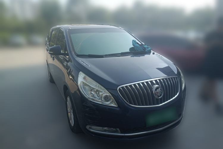Used Buick GL8 2014 2.4L CT Luxury Business Comfort Edition Front Right 45 Deg