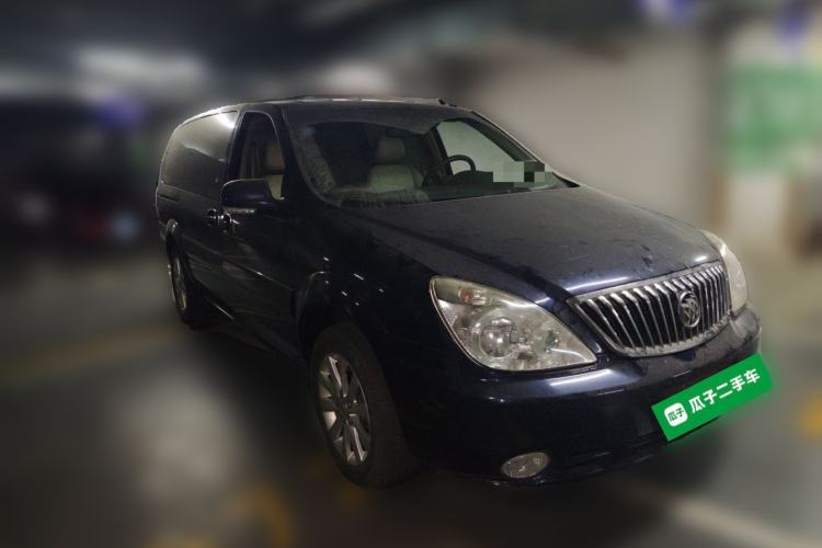 Used Buick GL8 2014 2.4L Classic Edition Front Right 45 Deg