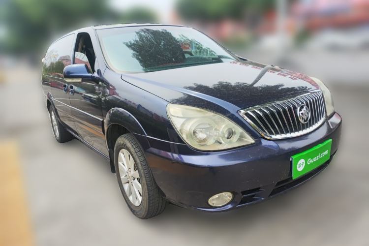 Used Buick GL8 2014 2.4L Classic Edition Front Right 45 Deg