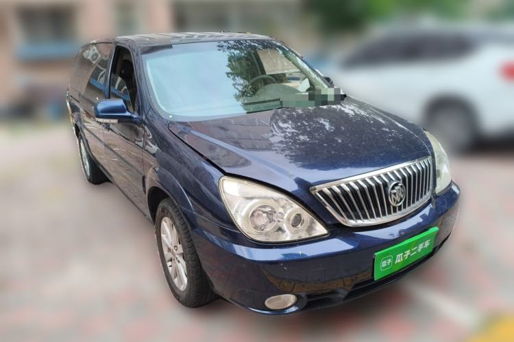 Used Buick GL8 2014 2.4L Comfort Edition Front Right 45 Deg