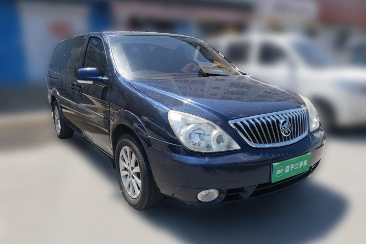 Used Buick GL8 2014 2.4L Classic Edition Front Right 45 Deg