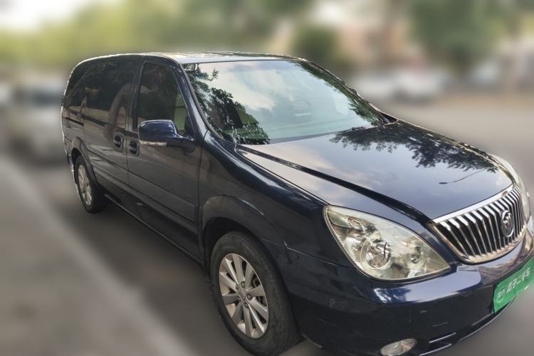 Used Buick GL8 2014 2.4L Classic Edition Front Right 45 Deg
