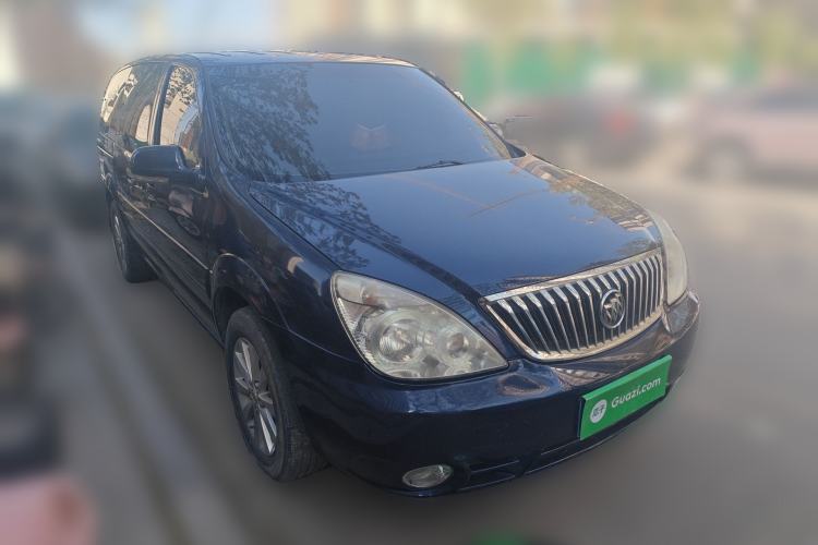 Used Buick GL8 2014 2.4L Classic Edition Front Right 45 Deg