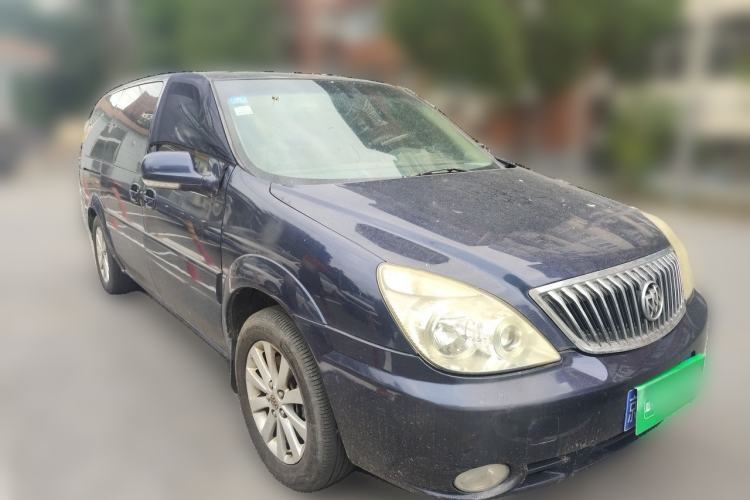 Used Buick GL8 2014 2.4L Classic Edition Front Right 45 Deg