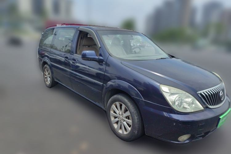 Used Buick GL8 2014 2.4L Classic Edition Front Right 45 Deg