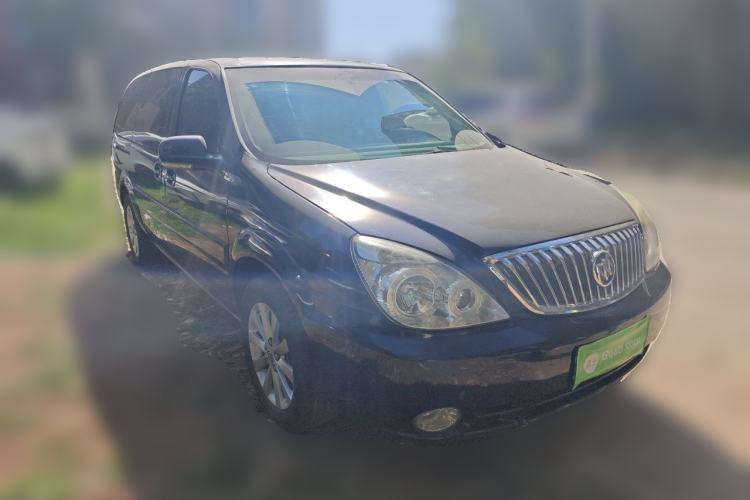 Used Buick GL8 2014 2.4L Classic Edition Front Right 45 Deg