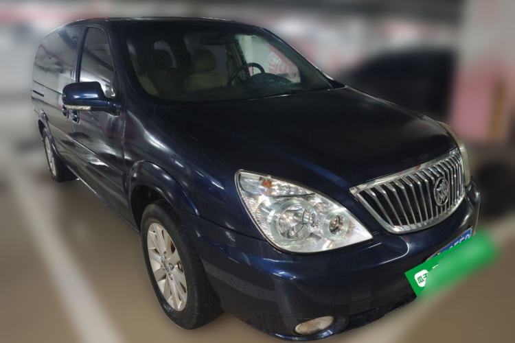 Used Buick GL8 2014 2.4L Executive Edition Front Right 45 Deg