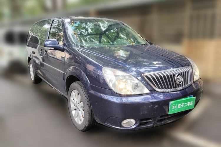 Used Buick GL8 2014 2.4L Executive Edition Front Right 45 Deg