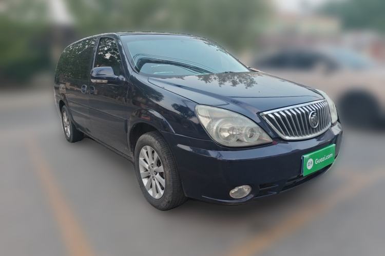 Used Buick GL8 2014 2.4L Classic Edition Front Right 45 Deg