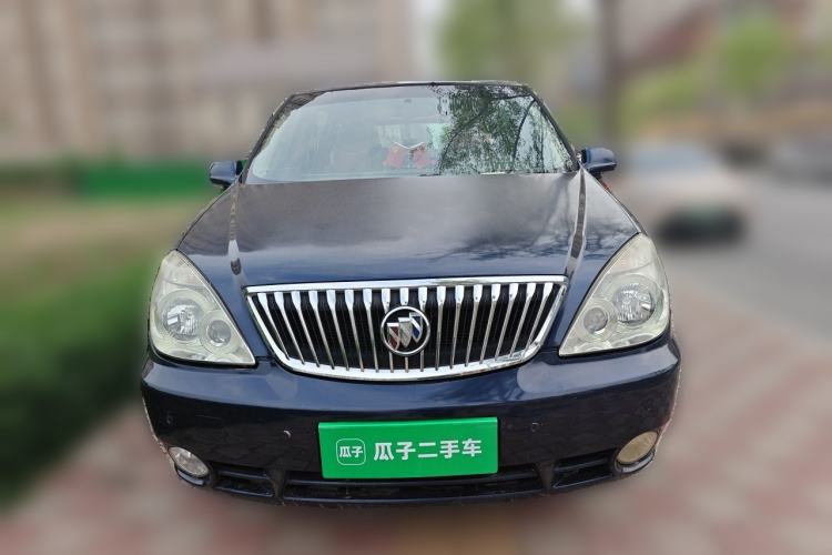 Used Buick GL8 2014 2.4L Comfort Edition Front